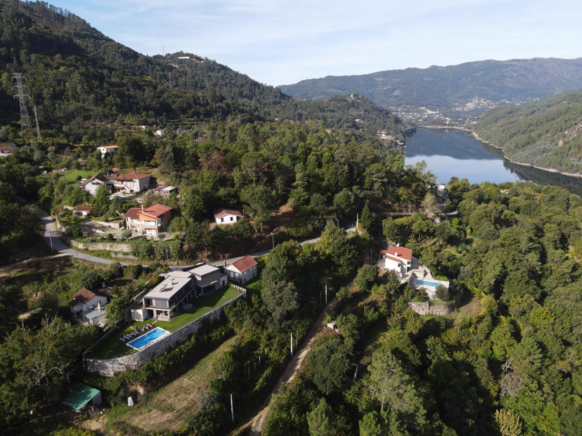 Villa Recanto De Fornelos, - Ate 10 Pax *